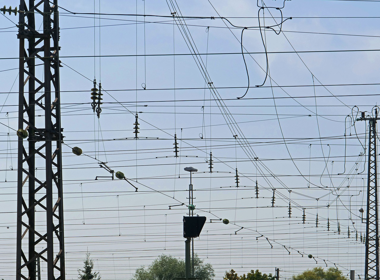 Angesichts des geplanten Entlastungspakets der Bundesregierung und vor dem heutigen Sondertreffen der EU-Energieminister in Brüssel fordern Verkehrsverbände einen Strompreisdeckel für die gesamte Branche.