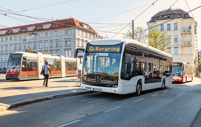 eCitaro von Mercedes-Benz im Probebetrieb in Wien