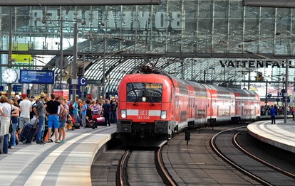 Doppelstockzug der DB Regio