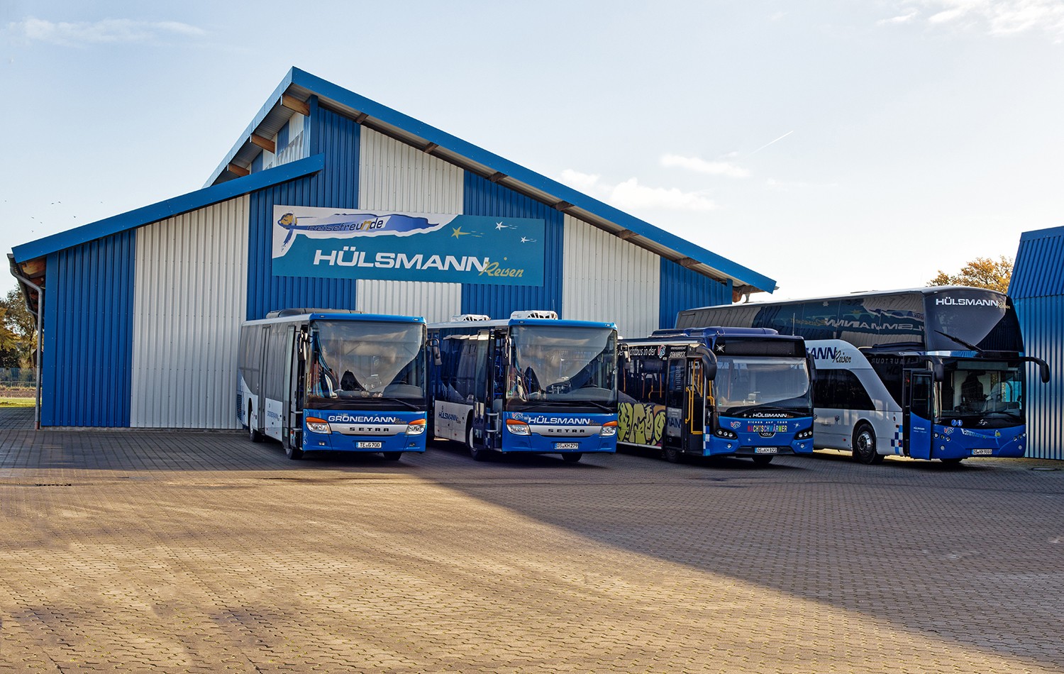 Das Omnibusunternehmen Hülsmann verwendet die mehrmandantenfähige Abolösung von Amcon, um die Arbeit mit anderen Verkehrsunternehmen zu erleichtern.