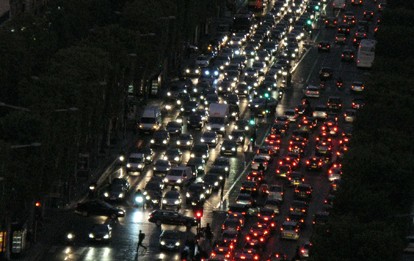 Mehr als drei Viertel der Bundesbürger unterstützen die Forderung, dass Mobilitätsdaten öffentlich verfügbar gemacht werden sollen, etwa um bestehende Verkehrsangebote zu vernetzen.