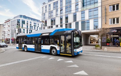 Die Flotte der rumänischen Stadt Târgu Jiu wird um 11 Oberleitungsbusse von Solaris aufgestockt. Die Trollino 12 sollen Fahrgäste in der am Fuße der Karpaten liegenden Stadt von Anfang 2022 an befördern.