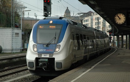 Ab heute Abend 21 Uhr werden zwischen Dortmunder Hauptbahnhof und Bochum-Langendreer neue Gleise verlegt. Das soll bis Donnerstagmorgen dauern.