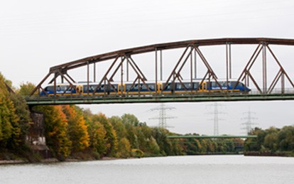 Der Verband Deutscher Verkehrsunternehmen VDV unterstützt das von Bundesverkehrsminister Scheuer jüngst veröffentliche Eisenbahn-Elektrifizierungsprogramm des Bundes.