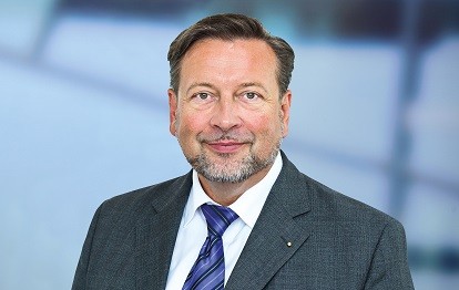 Prof. Knut Ringat, Geschäftsführer des Rhein-Main-Verkehrsverbunds (RMV), bleibt Vizepräsident im Verband Deutscher Verkehrsunternehmen (VDV).