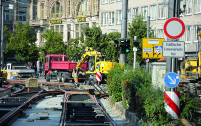 Ein erklärtes Ziel des Gesetzentwurfs für das Personenbeförderungsrecht ist es, den ÖPNV im ländlichen Raum zu stärken. Wer dies will, muss den Bürgern auf dem Land moderne Mobilitätsleistungen anbieten, die mit den Vorteilen des Individualverkehrs annähernd mithalten können.