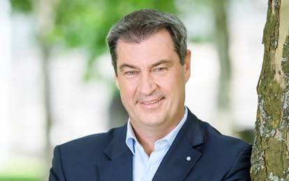 Bayerns Ministerpräsident Markus Söder (CSU) hat erneut ein baldiges Ende der Maskenpflicht im öffentlichen Nahverkehr für sein Bundesland in Aussicht gestellt.