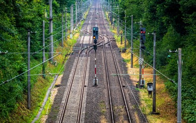 Der Verband der Bahnindustrie in Deutschland (VDB) blickt nach dem heutigen Urteil des Bundesverfassungsgerichts zum Klimatransformationsfonds (KTF) mit großer Sorge auf die Investitionssicherheit im Schienenverkehr.