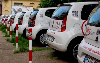 CarSharing ist ein unverzichtbarer Baustein für den klimaneutralen Verkehr der Zukunft. Das CarSharing-Angebot in Deutschland muss bis 2045 flächendeckend ausgebaut werden.