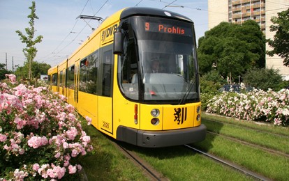 Nahverkehrsunternehmen in Deutschland benötigen nach einem Gutachten bis zum Jahr 2030 etwa 48 Milliarden Euro zusätzlich, um die EU-Klimaziele zu erreichen. Dieses Geld sei nötig, "um deutlich mehr ÖPNV-Angebot, unter anderem mehr Personal, Fahrzeuge und neue Konzepte, bundesweit zu finanzieren.