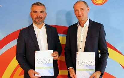 Verkehrslandesrat Mag. Heinrich Dorner und Gesamtverkehrskoordinator Mag. Peter Zinggl präsentierten den Generalverkehrsplan (Bild: Bgld. Landesmedienservice)