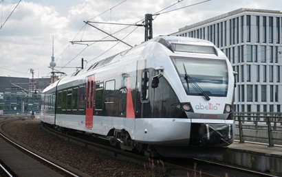 In der Nacht vom 31. Januar auf den 1. Februar werden die bislang durch die Abellio Rail GmbH bedienten Linien an die drei Folgeverkehrsunternehmen DB Regio, National Express Rail GmbH und VIAS Rail übergeben.