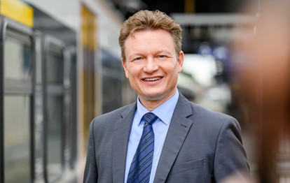 Seit dem 1. Oktober 2021 zählt Karsten Schulz zum Geschäftsführungsteam von Keolis Deutschland. Ab Januar 2022 wird er zudem die Funktion des technischen Geschäftsführers übernehmen.