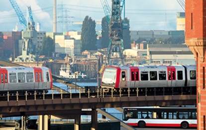 Angesichts des Warnstreiks, den die Dienstleistungsgewerkschaft ver.di für heute (1.2.2023) ausgerufen hat, hat die Hamburger Hochbahn (HOCHBAHN) ihren Betrieb nicht aufgenommen.