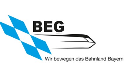 Die Bayerische Eisenbahngesellschaft (BEG), die den Regional- und S-Bahn-Verkehr in Bayern im Auftrag des Freistaats plant, finanziert und kontrolliert, hat das Wettbewerbsverfahren „Regionalverkehr Ostbayern“ eröffnet.