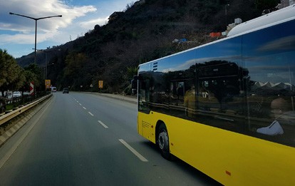 Angesichts der massiven Preissteigerungen beim Diesel aber auch bei den klimafreundlicheren Gaskraftstoffen CNG und LNG schlagen die Verbände der Logistikwirtschaft und der Busbranche AMÖ, BDO, BGL, und BWVL Alarm.