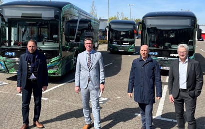 Die ersten zehn Elektrobusse der wupsi wurden ausgiebig getestet und sind bereit, künftig auf der Linie 222 zwischen Bergisch Gladbach und Leverkusen zu fahren.