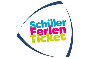 Aufgrund des Neun-Euro-Tickets, das bis Ende August bundesweit gilt, wird es in diesem Jahr kein Tarifangebot Schüler-Ferienticket Thüringen geben. Grund ist das Neun-Euro-Ticket, das für die Monate Juni, Juli und August unschlagbar günstige Mobilität im Nahverkehr in ganz Deutschland ermöglicht.