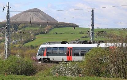 Ein Abellio-Zug nahe Sangerhausen im Saale-Thüringen-Südharz-Netz (Bild: Abellio GmbH)