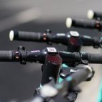 E-Scooter-Unfälle: 42 % der Verunglückten im Jahr 2023 jünger als 25 Jahre