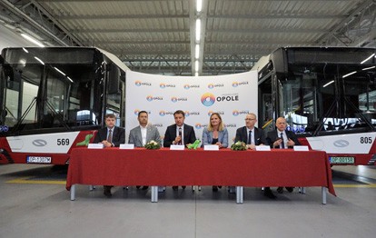 Das Verkehrsunternehmen Miejski Zakład Komunikacyjny (MZK) in Oppeln entschied sich für die Beauftragung von Solaris mit der Herstellung von acht Elektrobussen. Sechs Urbino 12 electric und zwei Urbino 18 electric werden zusammen mit der Ladeinfrastruktur geliefert, die im Betriebshof errichtet wird.