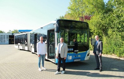 Die Kraftverkehrsgesellschaft Braunschweig (KVG) hat den Kauf von 23 Hybrid- sowie einem Diesel-Low-Entry-Bus ausgeschrieben. Nach Abschluss des Vergabeverfahrens geht der Auftrag mit einem Gesamtwert von rund 6,2 Millionen Euro nun an MAN Truck & Bus.