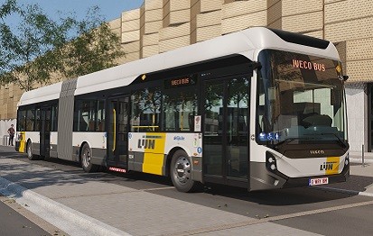 E-WAY 18m für De Lijn (Bild: IVECO BUS)