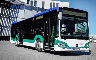 Das Höchstädter Omnibusunternehmen Werner Vogel erweitert seine moderne Busflotte um 26 neue und umweltschonende Mercedes-Benz Stadtbusse.