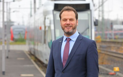 Beim Nordhessischen VerkehrsVerbund (NVV) ist Geschäftsführer Steffen Müller seitens des Aufsichtsrates von seinem Amt abberufen worden.