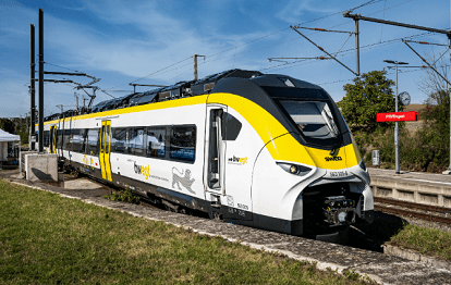 Serien-Batteriezug von Siemens testet Schnellladestation VOLTAP (Bild: Stadtwerke Tübingen)