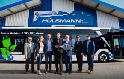 Größter privat-wirtschaftlicher Auftrag für MAN-Elektrobusse: Hülsmann Reisen aus Voltlage hat sich für 23 MAN Lion's City 12 E batterieelektrische Niederflur-Solobusse entschieden.