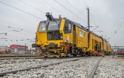 Der Plasser TampingAssistant sorgt als digitale Assistenz für eine hohe Stopfqualität und Prozesssicherheit (Bild: Plasser & Theurer)