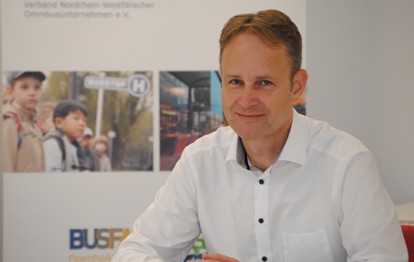 Bis Ende 2030 fehlen in den privaten Busbetrieben in NRW mindestens 7.800 neue Busfahrer.