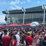 Der Ball rollt bei der WM … mit INIT